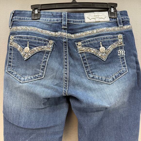 Miss Me Denim - Miss Me Jean Capris Women's 29 (8) Blue Mid Rise Crop Sequin Accent Faux Pocket